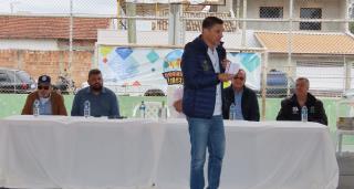 Entrega títulos de propriedades (147)