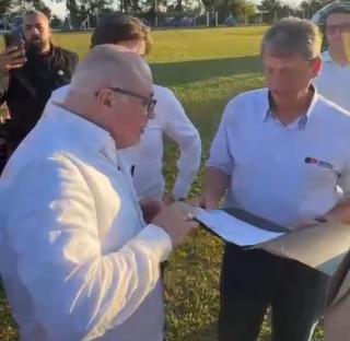 989db984-d9a6-4381-ae88-763fa124dde1