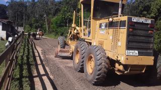 Estrada municipal do Borba recebe serviços de conservação (1)