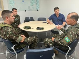 Prefeitura e Exército iniciam serviços de limpeza para combater ao mosquito transmissor da dengue (3)