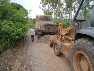 Estradas rurais recebem serviços de urgência e emergência após chuva intensa desta madrugada  (3)
