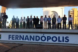 “Nós lutamos é por vidas”, diz prefeito em Ato Cívico