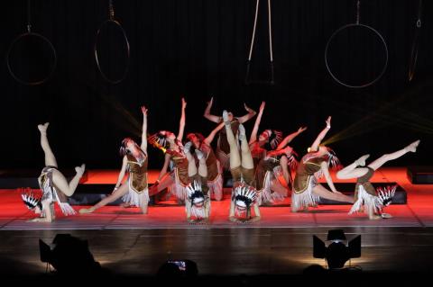 Academia de dança de Fernandópolis, New Ritmo & Cia, conquista oito premiações e prêmio especial no Festival Valinhos em Dança 2026