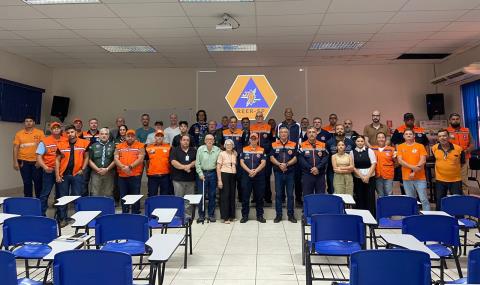 Fernandópolis participa de seminário da rede de radioamadores