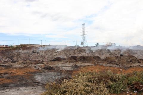 Focos de incêndio no Ecoponto mobilizam Defesa Civil