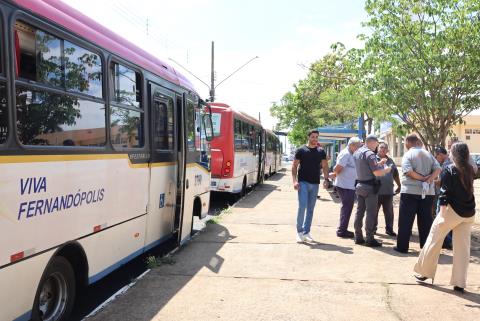 Prefeitura de Fernandópolis rescinde contrato com empresa de ônibus