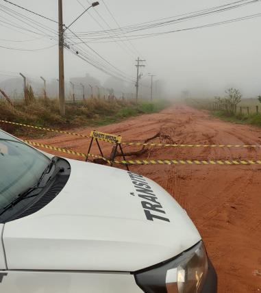 Trecho da Rua Pernambuco é interditado