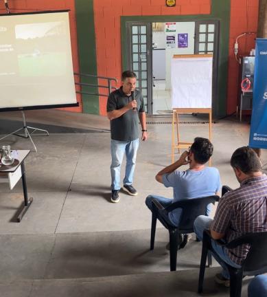 e2b01b6b-377b-416e-bd3f-ac0260737497