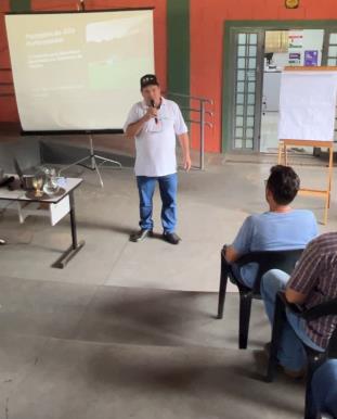 ec809eaa-7a31-4018-8d0a-43b0a3112635