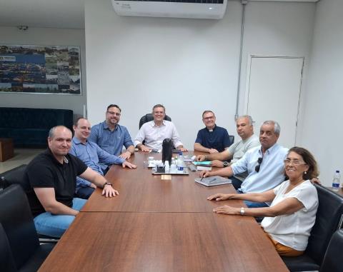 Prefeito se reúne com lideranças em defesa da permanência da Casa Cofasp