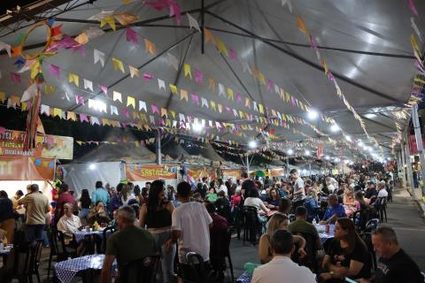 Entidades sociais e artesãos ganham protagonismo no Fernanraiá