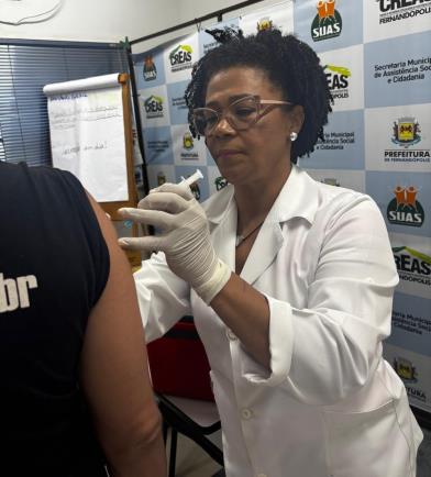 Vacinação contra gripe chega à população em situação de rua em Fernandópolis