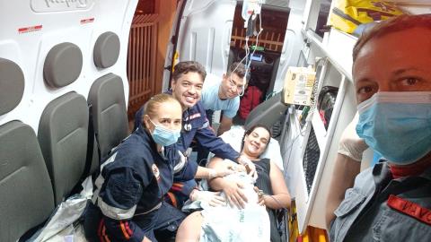 f8d105e5-b4bc-42bc-8986-e3eae86b3a8d