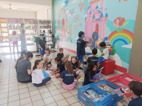 Visita à biblioteca - 17-04-26
