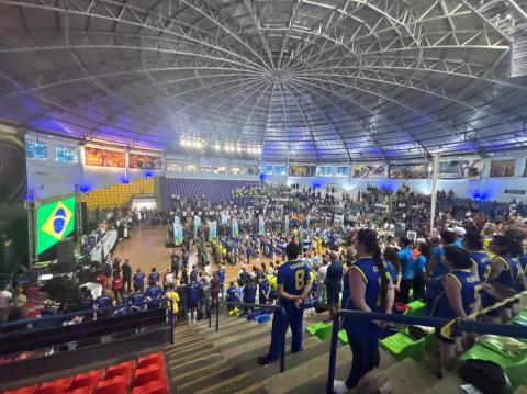 Vilma ouro no ténis