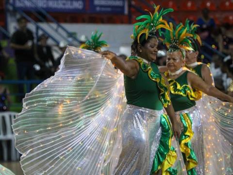 Vilma ouro no ténis