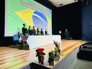 Formatura do EJA celebra conquistas de alunos da Cemeb Victória e do CCI