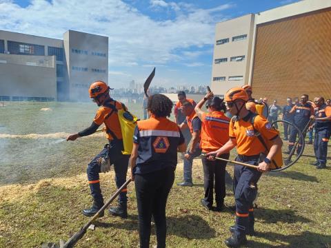 Servidores de Itupeva participam de capacitação sobre combate a incêndios florestais
