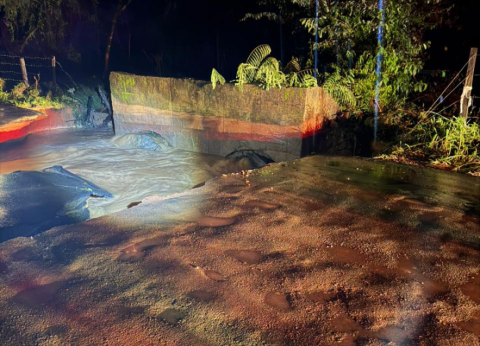 Chuvas: rompimento de tanque afeta rua Augusto Cavadini; confira rota alternativa