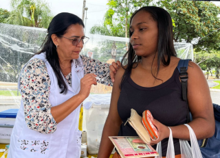 Saúde imuniza mais de 500 pessoas contra a Influenza em ação especial no Parque