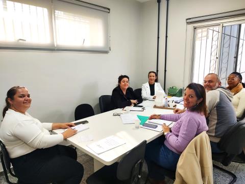 Equipe da Saúde realiza reunião para alinhar fluxo de atendimento do Núcleo V.I.V.A.