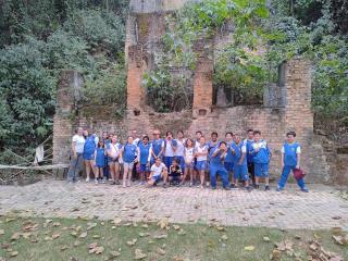 Alunos da CEMEB José Egídio exploram pontos turísticos de Itupeva em visita educativa
