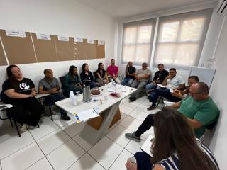 Saúde e gestão do Hospital Municipal se reúnem com vereadores