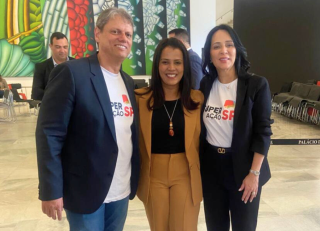 Aline Cavalin participa do lançamento do programa SuperAção SP, no Palácio dos Bandeirantes