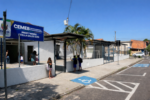 Mais segurança no transporte escolar: Prefeitura instala câmeras, realiza cadastramento facial e define pontos fixos de embarque