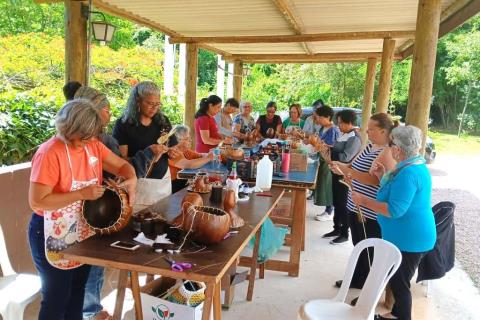 Prefeitura de Itupeva promove curso gratuito de Artesanato em Cabaça