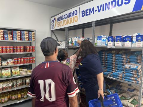 Fundo Social encerra mais um mês de atendimentos com reforço de doações no Mercadinho Solidário