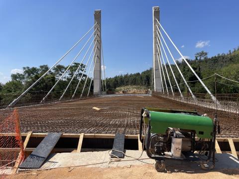 Ponte Estaiada: obra avança com concretagem e novo projeto viário