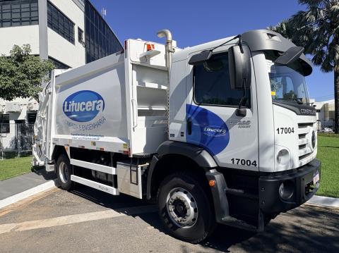 Frota de caminhões de coleta de lixo em Itupeva é toda renovada
