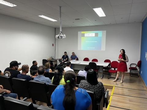 Prefeitura avança na regularização fundiária da Vila das Cachoeiras e Nova Canaã