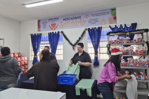 Fundo Social encerra 2025 com último Mercadinho Solidário em clima de Natal