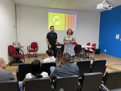 Capacitação atualiza protocolo de manejo da dengue para servidores da Saúde