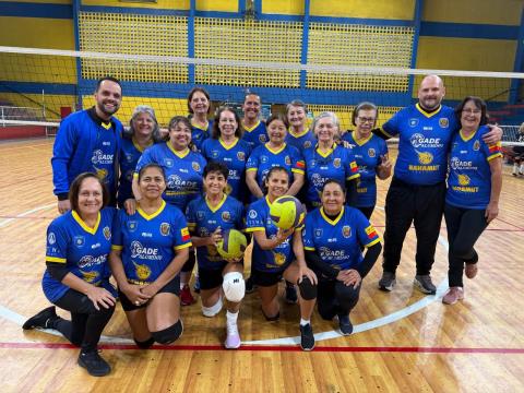 Vôlei adaptado de Itupeva se prepara para os Jogos da Melhor Idade