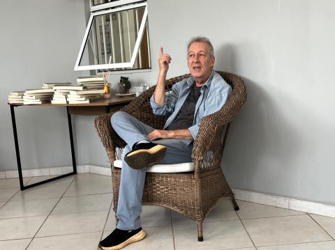 Biblioteca Municipal de Itupeva terá tarde de autógrafos com autor Claudio Blanc