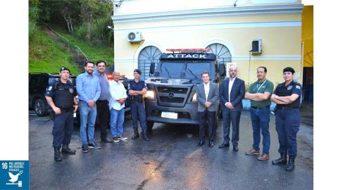 Carro Blindado 01