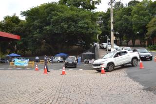 Drive Thru Vacina 65 e 66 anos - 01