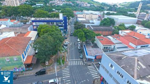 Rua Antônio Pedro - Trânsito 02