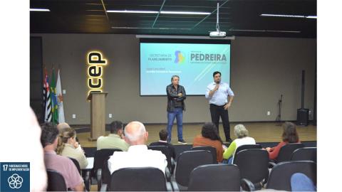 Prefeito Fábio reunião Secretários 07