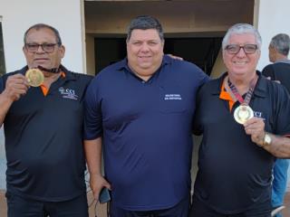 Release 105-2025 - Jomi - Reinaldo e Evanildo - buraco
