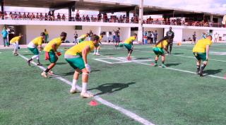 Seleção Brasileira de Futebol Americano faz treino aberto em Itapecerica da  Serra - Itapecerica da Serra